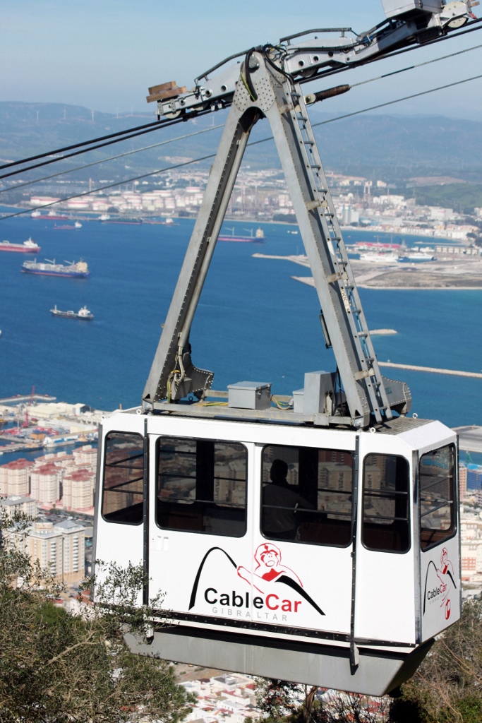 Cable Car ke Puncak Jabal Tariq